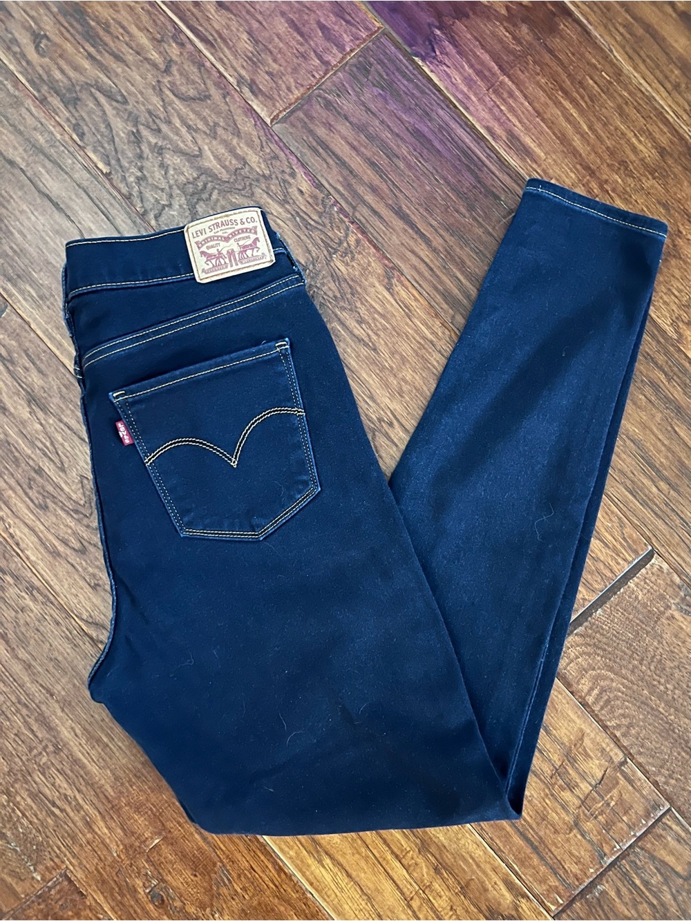 Levi's Women's Dark Navy Stretch Skinny Jeans